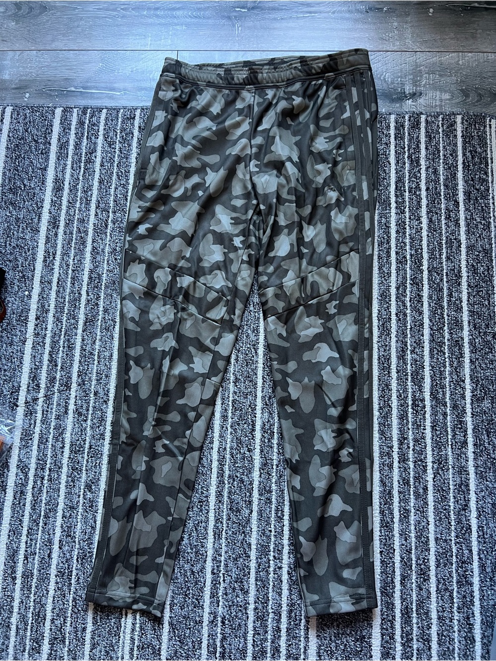 Adidas Women's Camo Joggers - Olive/Gray